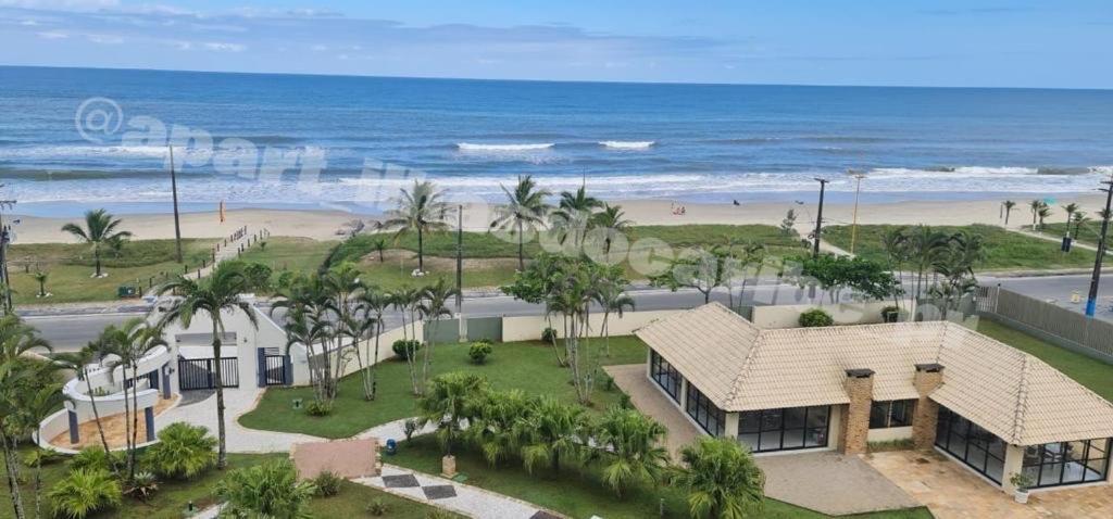 Apto Cond Ilhas Do Caribe - Pr - Beira Mar Матиньюс Экстерьер фото
