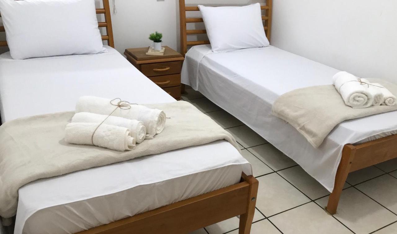 Apto Cond Ilhas Do Caribe - Pr - Beira Mar Матиньюс Экстерьер фото